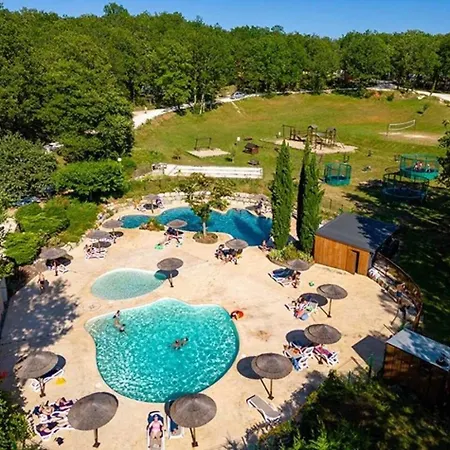 Кемпинг 3 Etoiles - Piscine - Efchcf *